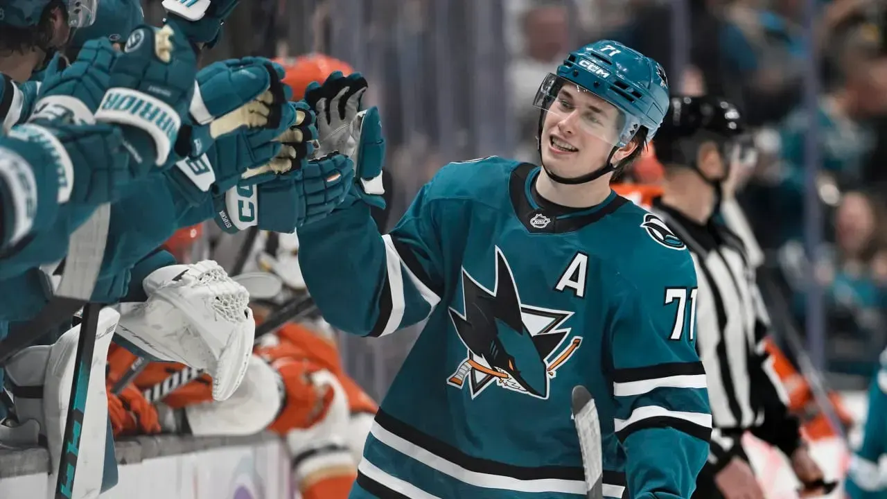 Celebrini: unter dem Maximum, damit San Jose bauen kann